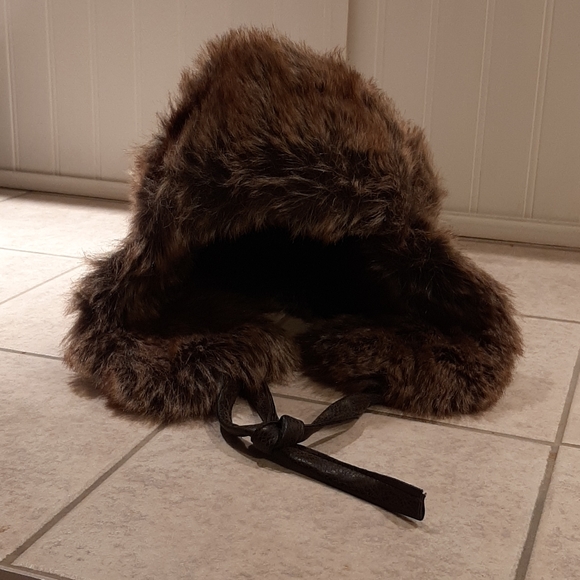 Wind River Outfitters winter Hat - Picture 2 of 3